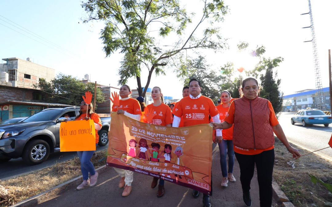 El Instituto Municipal de las Mujeres de Santa Lucía del Camino realizó una caminata conmemorativa al Día Internacional de la Eliminación de la Violencia contra la Mujer