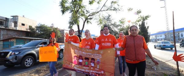 El Instituto Municipal de las Mujeres de Santa Lucía del Camino realizó una caminata conmemorativa al Día Internacional de la Eliminación de la Violencia contra la Mujer