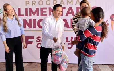 A través del programa alimentario municipal «DIF Santa Lucía Contigo» del DIF Santa Lucía del Camino, entregamos más de 600 despensas a familias de nuestro municipio.